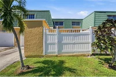 5837 Whiting Ct, Fort Myers, FL 33919 - Photo 8