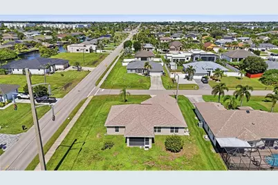 1922 SW 27th St, Cape Coral, FL 33914 - Photo 40