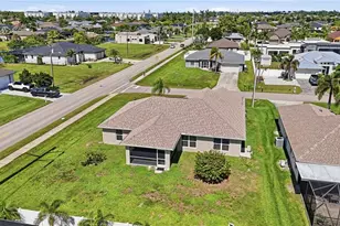 1922 SW 27th St, Cape Coral, FL 33914 - Photo 38
