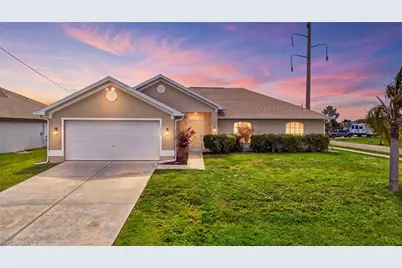 1922 SW 27th St, Cape Coral, FL 33914 - Photo 1