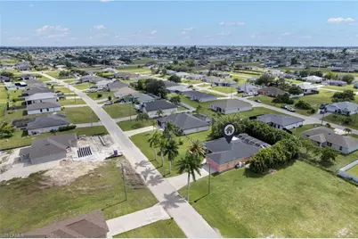 110 NW 25th Ter, Cape Coral, FL 33993 - Photo 30