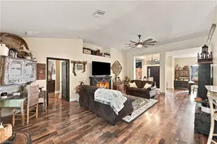 2301 NE 33rd Ln, Cape Coral, FL 33909 - Photo 14