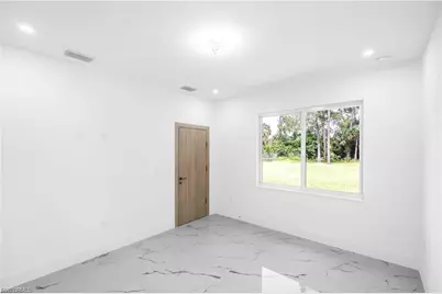 718 Robert Ave, Lehigh Acres, FL 33936 - Photo 8
