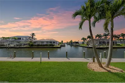 902 SW 48th Ter #104, Cape Coral, FL 33914 - Photo 2
