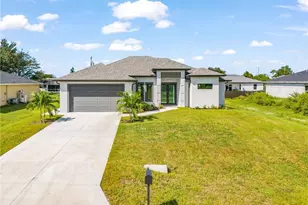 2616 NE 5th Pl, Cape Coral, FL 33909 - Photo 22