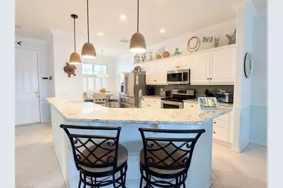 20061 Sanibel View Cir #103, Fort Myers, FL 33908 - Photo 6
