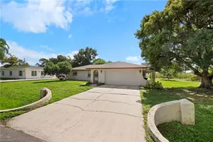 13049 Fourth St, Fort Myers, FL 33905 - Photo 2