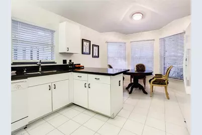 13641 Admiral Ct, Fort Myers, FL 33912 - Photo 12