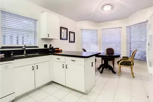 13641 Admiral Ct, Fort Myers, FL 33912 - Photo 12
