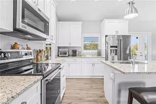 9226 Kincaid Ct, Sanibel, FL 33957 - Photo 10