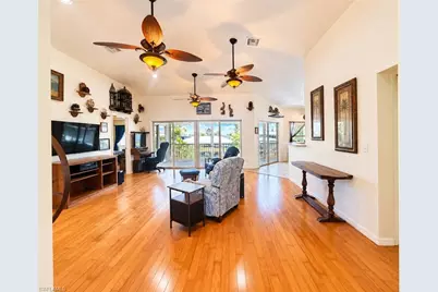 2708 Sanderling Ct, Saint James City, FL 33956 - Photo 2