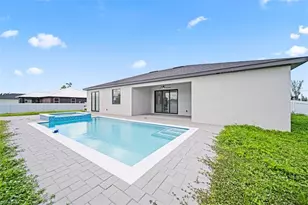 1835 NW 20th Pl, Cape Coral, FL 33993 - Photo 2
