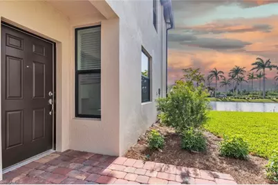 1424 Weeping Willow Ct, Cape Coral, FL 33909 - Photo 2