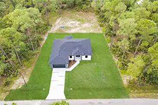 1015 Euclid Ave, Lehigh Acres, FL 33972 - Photo 2