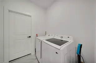 1015 Euclid Ave, Lehigh Acres, FL 33972 - Photo 10