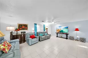 4021 SE 1st Ct, Cape Coral, FL 33904 - Photo 6