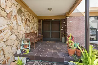 15890 Dorth Cir, Fort Myers, FL 33908 - Photo 4