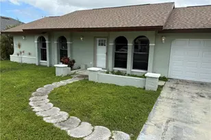 2935 SW 1st Pl, Cape Coral, FL 33914 - Photo 2