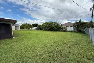 2935 SW 1st Pl, Cape Coral, FL 33914 - Photo 26