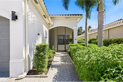 10091 Chesapeake Bay Dr, Fort Myers, FL 33913 - Photo 2