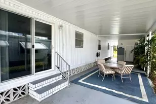5518 Virginia Dare Ln, North Fort Myers, FL 33917 - Photo 2
