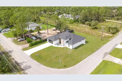 2500 16th St W, Lehigh Acres, FL 33971 - Photo 2