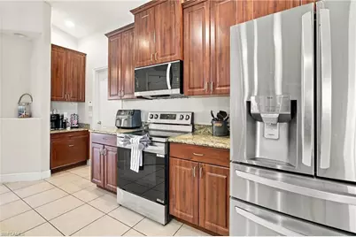 2607 NW 15th St, Cape Coral, FL 33993 - Photo 4