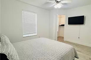 2208 SW 32nd St, Cape Coral, FL 33914 - Photo 24