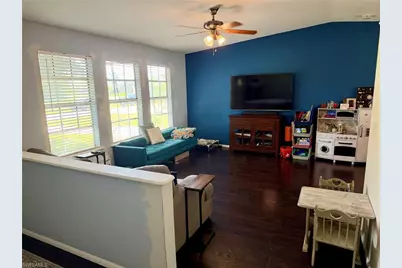 1822 SW 2nd Ave, Cape Coral, FL 33991 - Photo 4