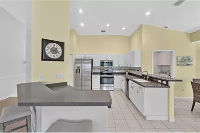 14135 Plum Island Dr, Fort Myers, FL 33919 - Photo 8