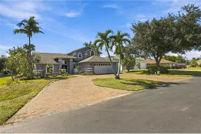 6550 Willow Lake Cir, Fort Myers, FL 33966 - Photo 2
