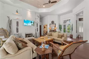 2388 Wulfert Rd, Sanibel, FL 33957 - Photo 10