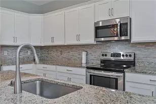 13846 Pine Lodge Ln, Fort Myers, FL 33913 - Photo 8