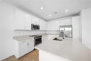 26370 Coco Cay Cir, Bonita Springs, FL 34135 - Photo 8