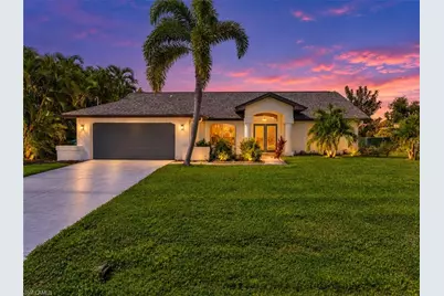 8 NE 8th Pl, Cape Coral, FL 33909 - Photo 1