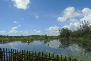 7119 Lakeridge View Court, Fort Myers, FL 33907 - Photo 2