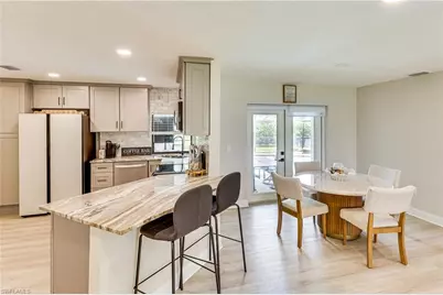 6030 Perthshire Ln, Fort Myers, FL 33908 - Photo 10