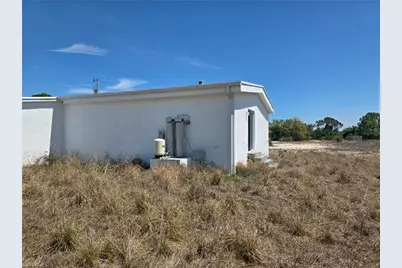 2913 34th St SW, Lehigh Acres, FL 33976 - Photo 6