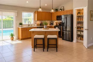 112 SW 19th Ln, Cape Coral, FL 33991 - Photo 4