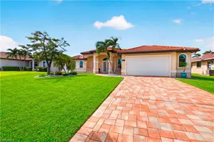 3838 SW 19th Pl, Cape Coral, FL 33914 - Photo 2