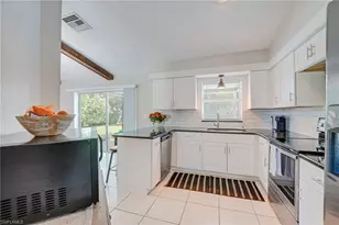 3431 SW 6th Pl, Cape Coral, FL 33914 - Photo 8