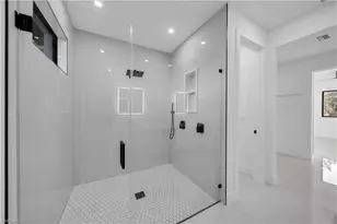 3718 NE 17th Ave, Cape Coral, FL 33909 - Photo 24