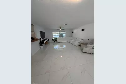 2267 Aldridge Ave, Fort Myers, FL 33907 - Photo 10
