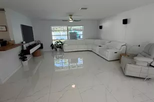 2267 Aldridge Ave, Fort Myers, FL 33907 - Photo 10