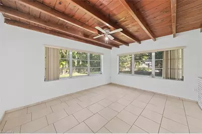 4051 Rainbow Dr, Fort Myers, FL 33916 - Photo 14