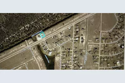 911 Wilmington Pkwy, Cape Coral, FL 33993 - Photo 4