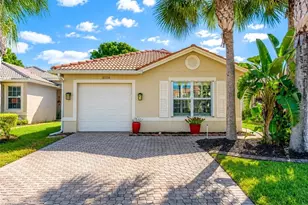 10535 Carolina Willow Dr, Fort Myers, FL 33913 - Photo 1
