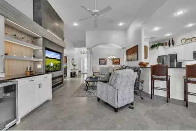 3910 Lakeview Isle Ct, Fort Myers, FL 33905 - Photo 12