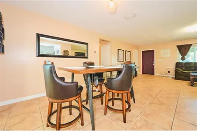 208 S Lake Dr, Lehigh Acres, FL 33936 - Photo 6