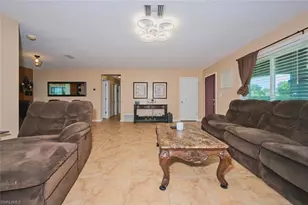 208 S Lake Dr, Lehigh Acres, FL 33936 - Photo 4